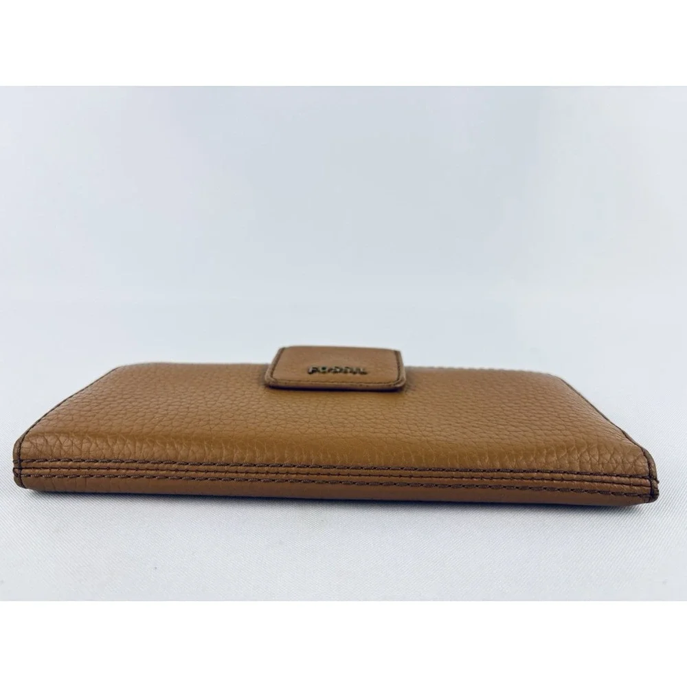 Fossil Logan Zip Around Women's‎ Leather Clutch - Brown Credit Card Holder